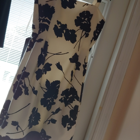 DRESS - Picture 4 of 4